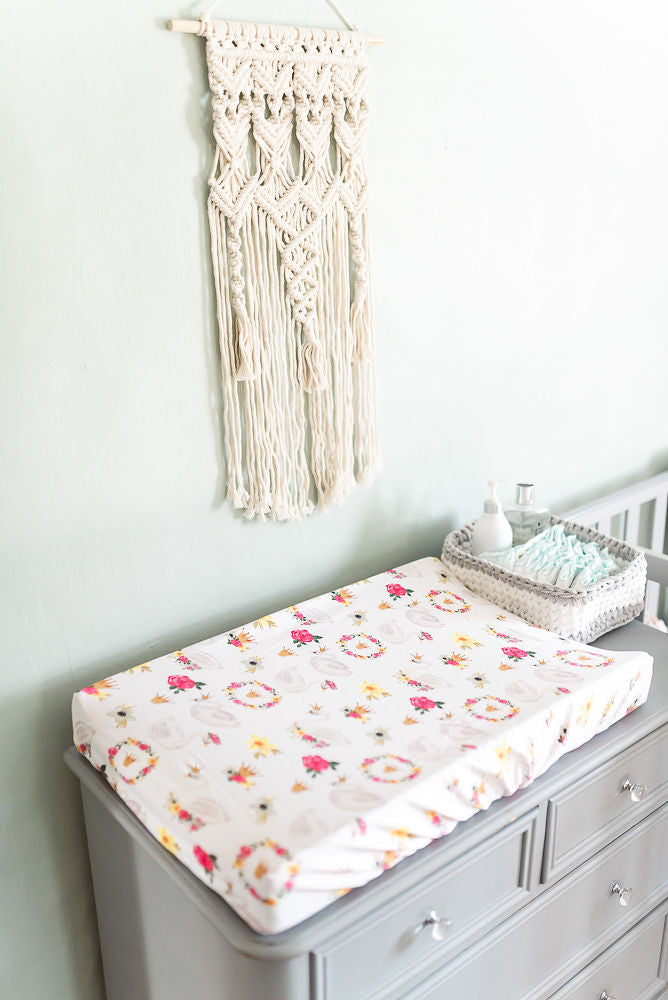 Swans on White Bedside Crib Sheet/Changing Mat Cover