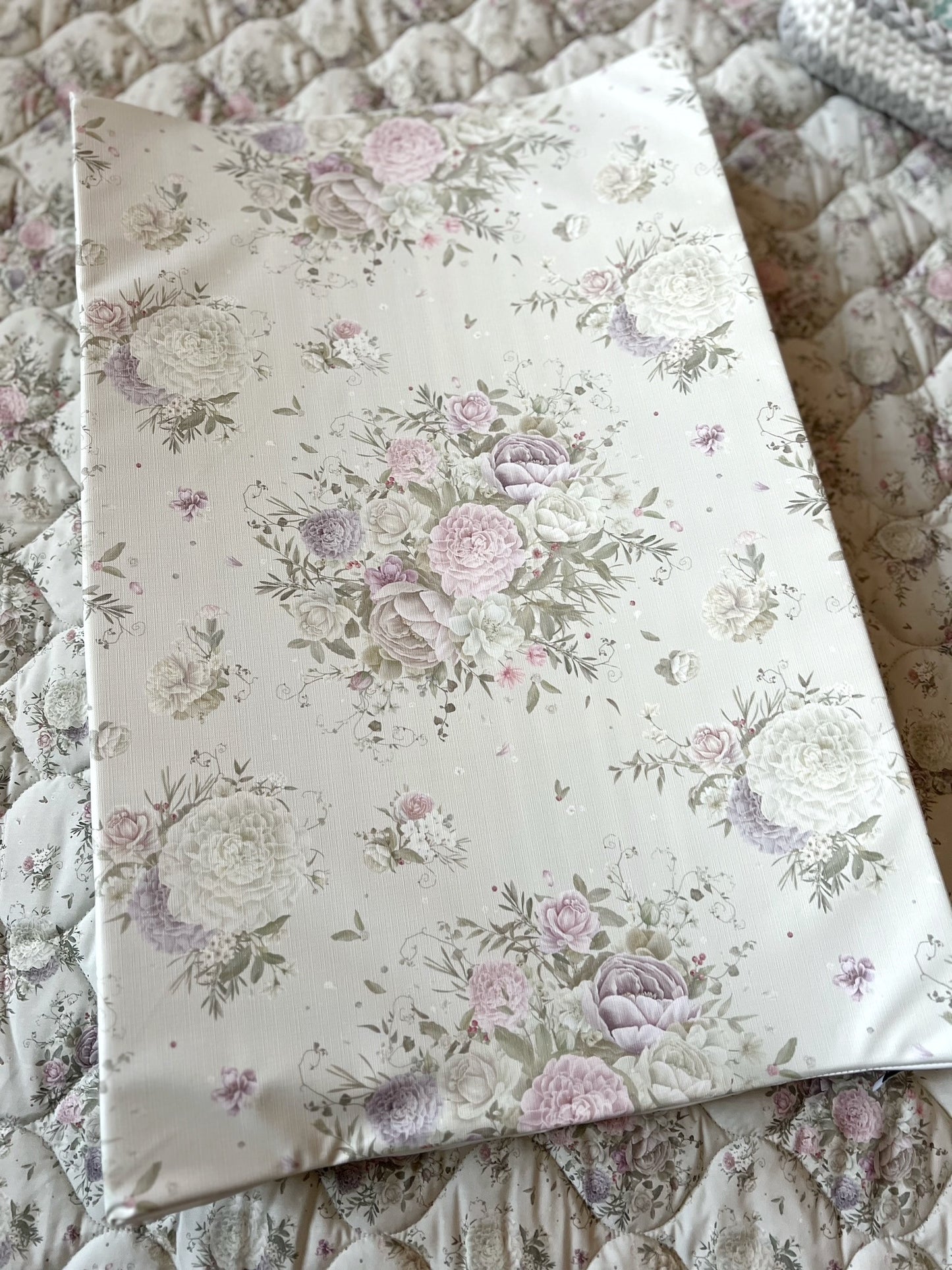 Antique Rose Wedge Mat