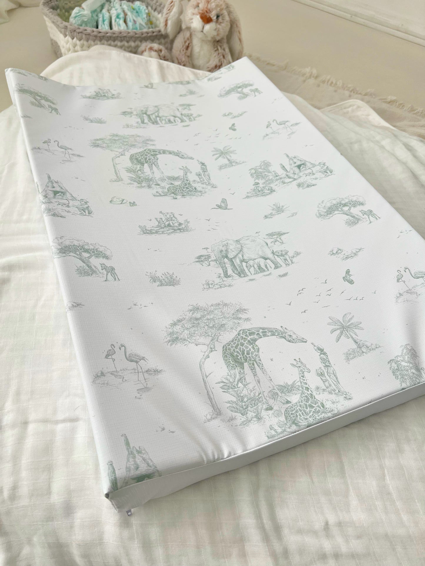 Safari Toile Wedge Mat