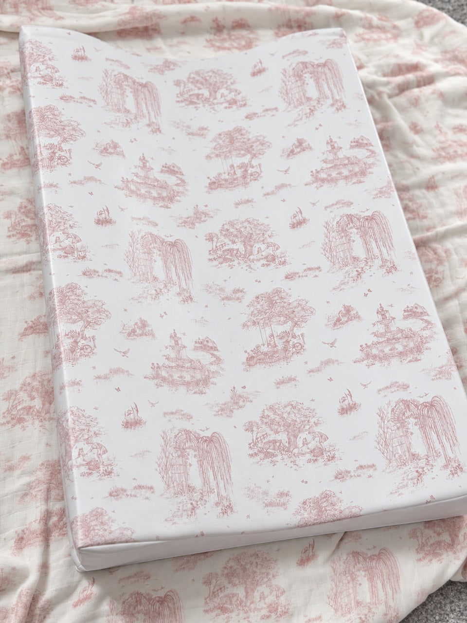 Spring Toile Pink Wedge Mat
