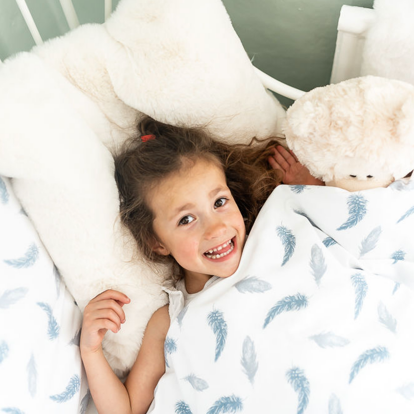 Baby girl top toddler bed